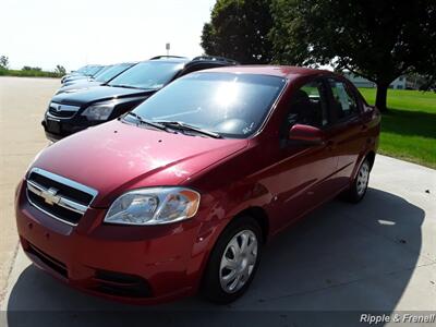 2009 Chevrolet Aveo LS   - Photo 3 - Davenport, IA 52802