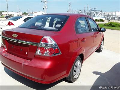 2009 Chevrolet Aveo LS   - Photo 6 - Davenport, IA 52802