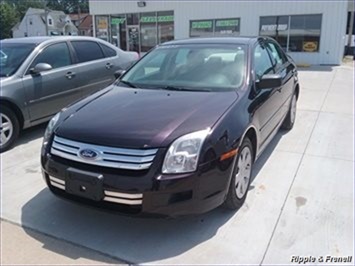 2007 Ford Fusion I-4 S   - Photo 1 - Davenport, IA 52802