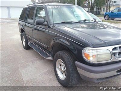 1997 Ford Explorer XL 4dr XL   - Photo 4 - Davenport, IA 52802