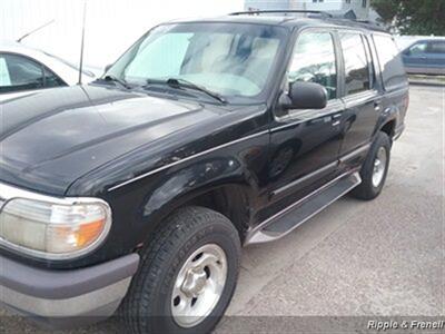 1997 Ford Explorer XL 4dr XL   - Photo 3 - Davenport, IA 52802