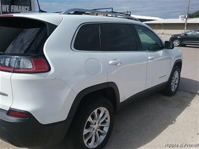 2019 Jeep Cherokee Latitude - Photo 6 - Davenport, IA 52802