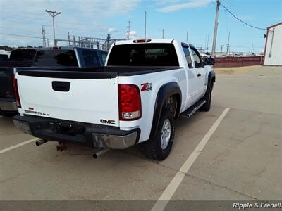 2007 GMC Sierra 1500 Work Truck Work Truck 4dr Extended Cab   - Photo 9 - Davenport, IA 52802