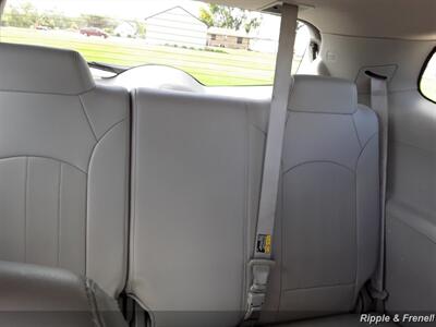 2015 Buick Enclave Leather   - Photo 13 - Davenport, IA 52802