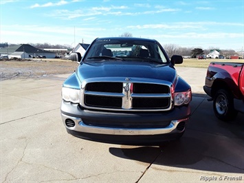 2004 Dodge Ram 1500 ST 4dr Quad Cab ST   - Photo 1 - Davenport, IA 52802