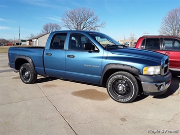 2004 Dodge Ram 1500 ST 4dr Quad Cab ST   - Photo 7 - Davenport, IA 52802