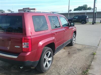 2016 Jeep Patriot High Altitude - Photo 6 - Davenport, IA 52802