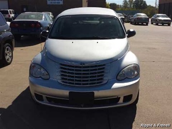 2007 Chrysler PT Cruiser   - Photo 1 - Davenport, IA 52802