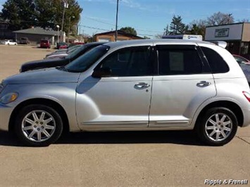 2007 Chrysler PT Cruiser   - Photo 2 - Davenport, IA 52802