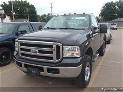 2006 Ford F-350 Super Duty XLT XLT 2dr Regular Cab   - Photo 1 - Davenport, IA 52802