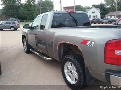 2008 Chevrolet Silverado 1500 LS   - Photo 7 - Davenport, IA 52802