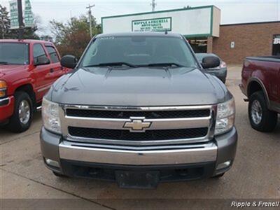 2008 Chevrolet Silverado 1500 LS   - Photo 1 - Davenport, IA 52802