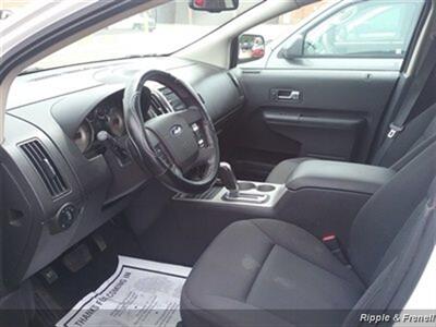 2009 Ford Edge SEL   - Photo 8 - Davenport, IA 52802