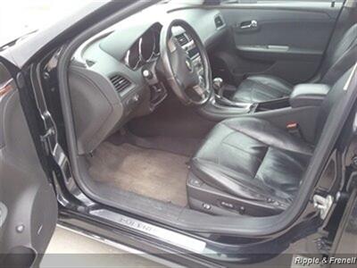 2012 Chevrolet Malibu LTZ   - Photo 8 - Davenport, IA 52802
