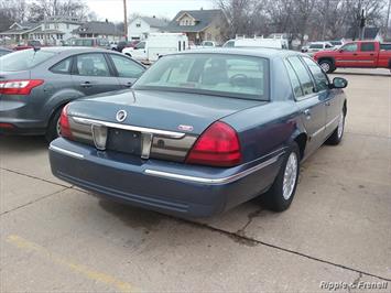2007 Mercury Grand Marquis LS   - Photo 3 - Davenport, IA 52802