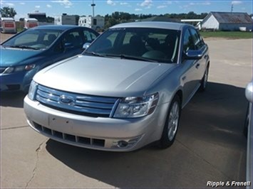 2008 Ford Taurus Limited   - Photo 1 - Davenport, IA 52802