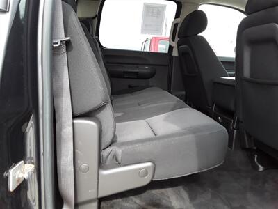 2010 Chevrolet Silverado 1500 LT   - Photo 10 - Davenport, IA 52802