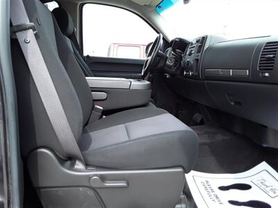 2010 Chevrolet Silverado 1500 LT   - Photo 11 - Davenport, IA 52802