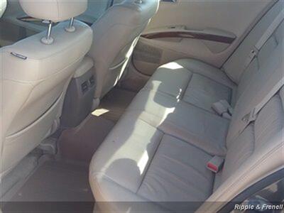 2005 Nissan Maxima 3.5 SL   - Photo 9 - Davenport, IA 52802