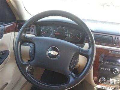2010 Chevrolet Impala LT   - Photo 12 - Davenport, IA 52802