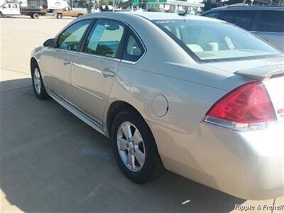 2010 Chevrolet Impala LT   - Photo 7 - Davenport, IA 52802