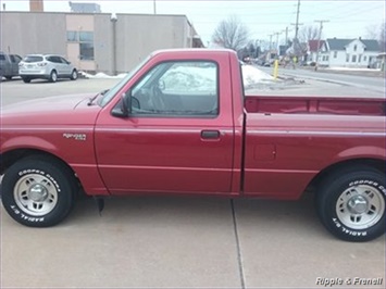 1997 Ford Ranger XL   - Photo 12 - Davenport, IA 52802