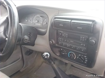 1997 Ford Ranger XL   - Photo 9 - Davenport, IA 52802