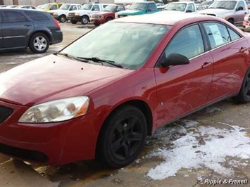 2007 Pontiac G6   - Photo 2 - Davenport, IA 52802