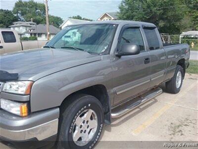 2007 Chevrolet Silverado 1500 Classic LS   - Photo 3 - Davenport, IA 52802