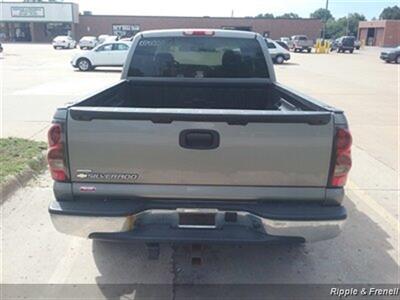 2007 Chevrolet Silverado 1500 Classic LS   - Photo 5 - Davenport, IA 52802