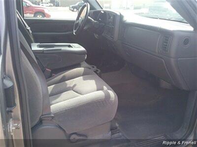 2007 Chevrolet Silverado 1500 Classic LS   - Photo 10 - Davenport, IA 52802