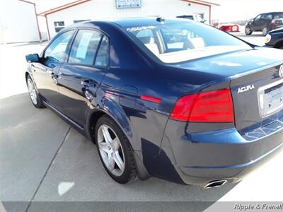 2005 Acura TL 3.2   - Photo 8 - Davenport, IA 52802