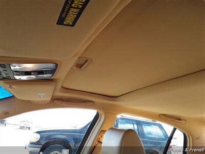 2005 Acura TL 3.2   - Photo 5 - Davenport, IA 52802