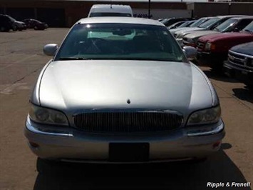 1999 Buick Park Avenue   - Photo 1 - Davenport, IA 52802