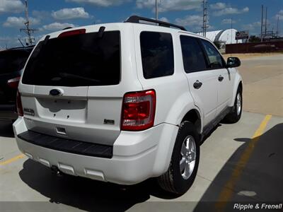 2012 Ford Escape XLT   - Photo 10 - Silvis, IL 61282