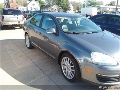 2008 Volkswagen Jetta 2.0T   - Photo 4 - Davenport, IA 52802