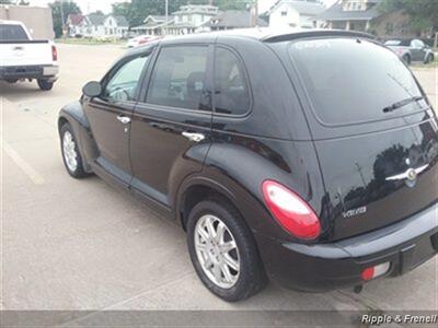 2007 Chrysler PT Cruiser Touring   - Photo 7 - Davenport, IA 52802