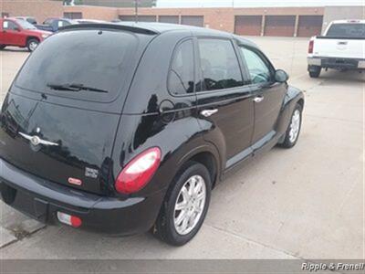 2007 Chrysler PT Cruiser Touring   - Photo 6 - Davenport, IA 52802