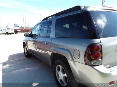 2006 Chevrolet TrailBlazer EXT LS LS 4dr SUV   - Photo 4 - Davenport, IA 52802