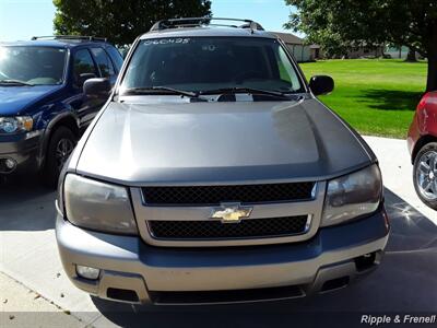 2006 Chevrolet TrailBlazer EXT LS LS 4dr SUV   - Photo 1 - Davenport, IA 52802