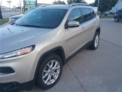2015 Jeep Cherokee Latitude   - Photo 3 - Davenport, IA 52802