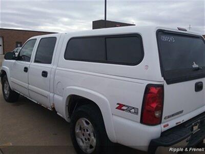 2005 Chevrolet Silverado 1500 Z71   - Photo 7 - Davenport, IA 52802