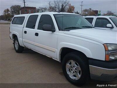 2005 Chevrolet Silverado 1500 Z71   - Photo 4 - Davenport, IA 52802