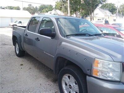 2009 Chevrolet Silverado 1500 LT   - Photo 4 - Davenport, IA 52802