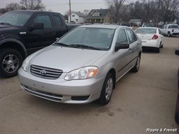 2003 Toyota Corolla CE   - Photo 1 - Davenport, IA 52802