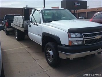 2005 CHEVROLET Silverado 3500   - Photo 4 - Davenport, IA 52802