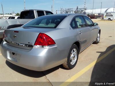 2007 Chevrolet Impala LT   - Photo 9 - Davenport, IA 52802