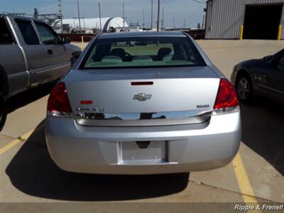 2007 Chevrolet Impala LT   - Photo 8 - Davenport, IA 52802