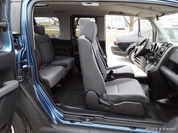 2008 Honda Element LX   - Photo 10 - Davenport, IA 52802