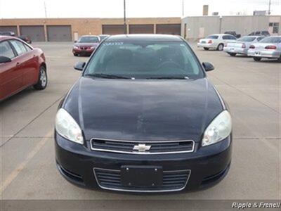 2007 Chevrolet Impala LT   - Photo 1 - Davenport, IA 52802